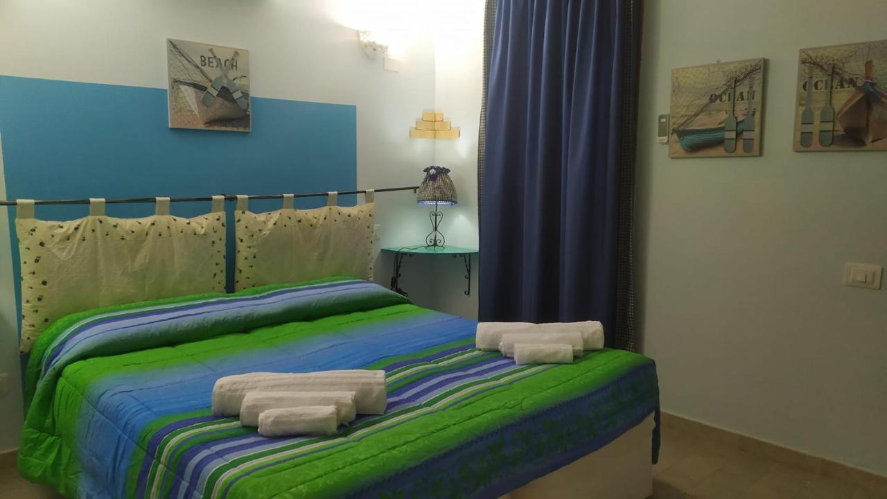 Costa degli Angeli La Pirata Capitana Bed & Breakfast エクステリア 写真