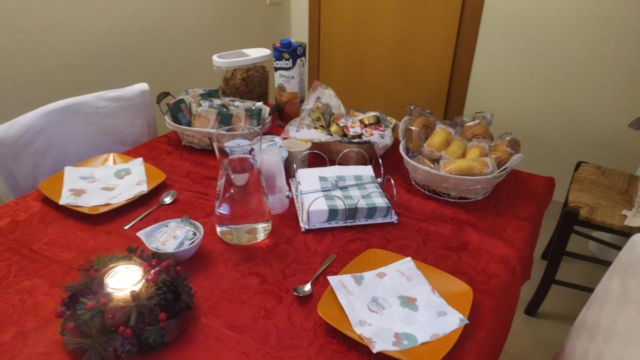 Costa degli Angeli La Pirata Capitana Bed & Breakfast エクステリア 写真