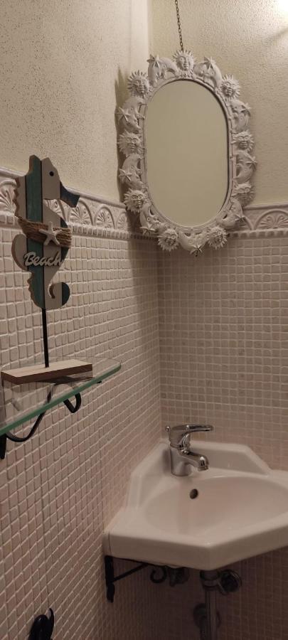 Costa degli Angeli La Pirata Capitana Bed & Breakfast エクステリア 写真